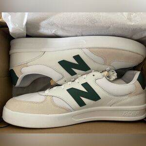 Brand new Men’s size 13 new balance sneakers